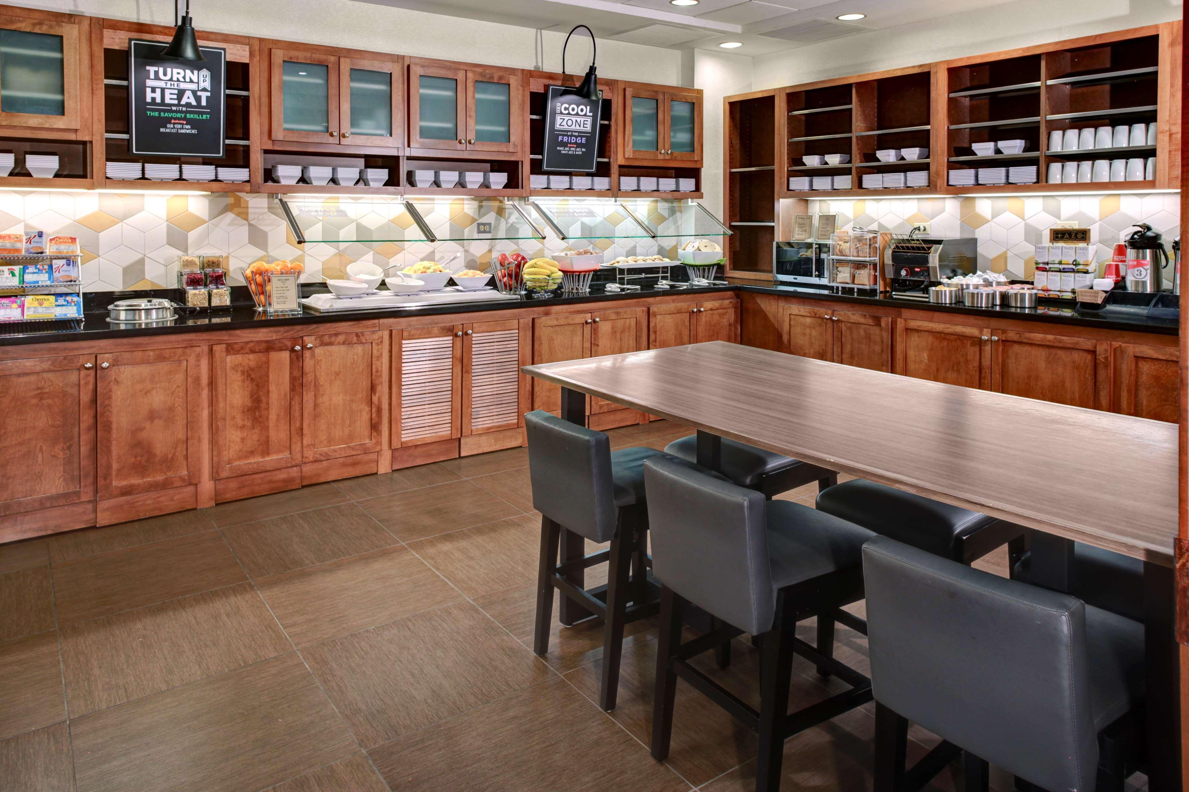 Hyatt Place Albuquerque Airport Екстер'єр фото